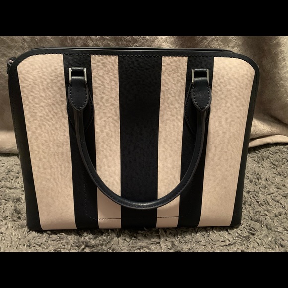 Kate spade navy and cream tote - Picture 4 of 6